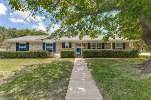 1121 W Redbud Dr, Hurst, TX 76053 - Photo 1