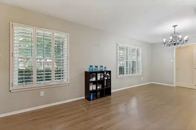 1121 W Redbud Drive, Hurst, TX 76053 - Photo 23