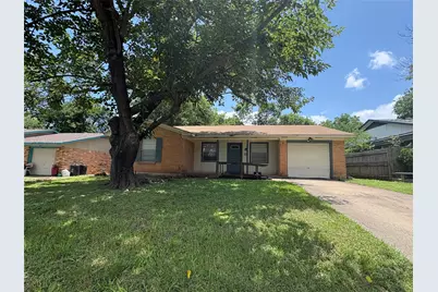 334 Linkwood Drive, Duncanville, TX 75137 - Photo 1