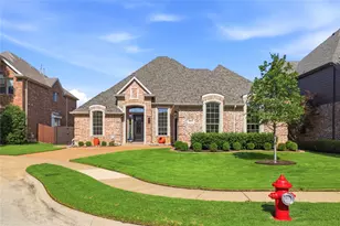 5931 Crescent Ln, Colleyville, TX 76034 - Photo 3