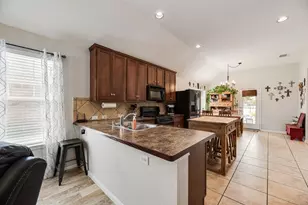 13708 Trail Break Dr, Fort Worth, TX 76052 - Photo 9