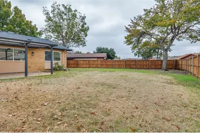 1912 Primrose, Carrollton, TX 75007 - Photo 21