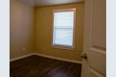 4920-4922 Villas Drive, Sanger, TX 76266 - Photo 15