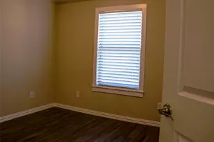 4920-4922 Villas Dr, Sanger, TX 76266 - Photo 15