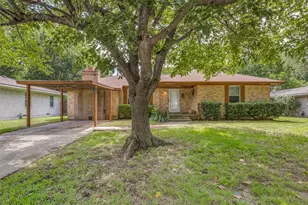 1306 Magnolia St, Gainesville, TX 76240 - Photo 1