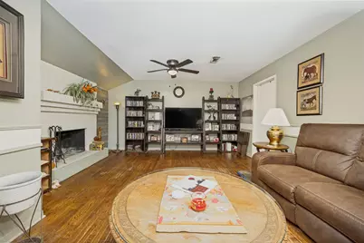 1306 Magnolia Street, Gainesville, TX 76240 - Photo 9
