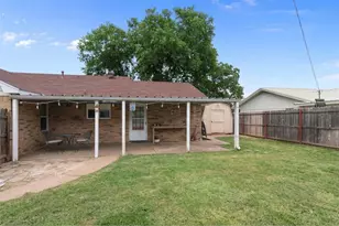 1205 S Rusk St, Weatherford, TX 76086 - Photo 25