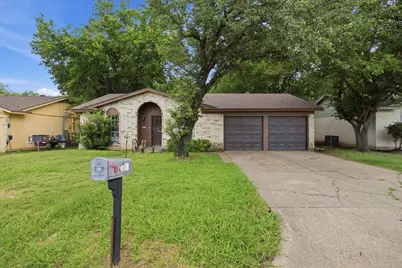 701 N Douglas Avenue, Cleburne, TX 76033 - Photo 3