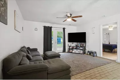 701 N Douglas Avenue, Cleburne, TX 76033 - Photo 5