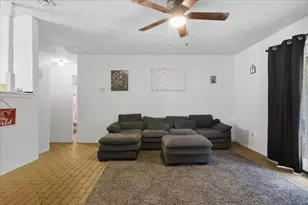 701 N Douglas Ave, Cleburne, TX 76033 - Photo 7