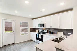 405 Glendale Rd, Van Alstyne, TX 75495 - Photo 13