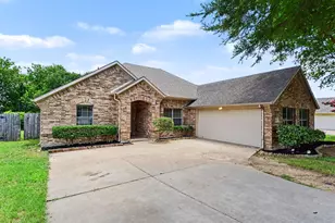504 Hidden Meadow Ct, DeSoto, TX 75115 - Photo 1
