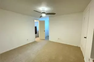 9916 Fieldcrest Dr, Dallas, TX 75238 - Photo 23
