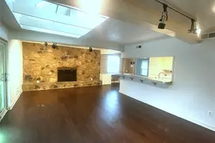9916 Fieldcrest Dr, Dallas, TX 75238 - Photo 13