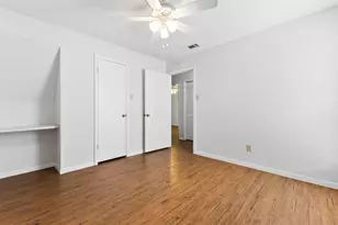 2109 Rainbow Dr, Arlington, TX 76011 - Photo 23