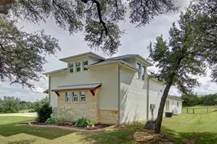 257 Martin Dr, Granbury, TX 76049 - Photo 3