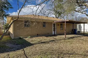 502 Brown St, Waxahachie, TX 75165 - Photo 15