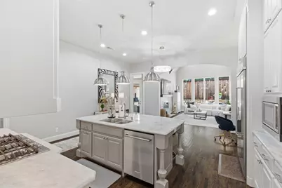 645 Clearwater Drive, Irving, TX 75039 - Photo 21