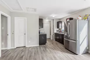 2826 Marburg St, Dallas, TX 75215 - Photo 9