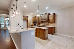 3722 Cove Timber Ave, Granbury, TX 76049 - Photo 9