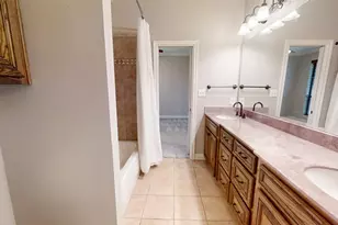 3722 Cove Timber Ave, Granbury, TX 76049 - Photo 33