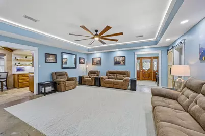 1201 Canadian Circle, Grand Prairie, TX 75050 - Photo 9