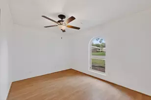 4329 Thicket Dr, Garland, TX 75043 - Photo 17