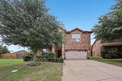 5220 Prestwick Drive, Arlington, TX 76001 - Photo 1