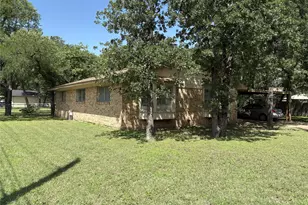 212 S Norma Dr, Lacy Lakeview, TX 76705 - Photo 25