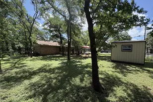 212 S Norma Dr, Lacy Lakeview, TX 76705 - Photo 23