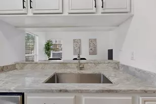 3910 Brandon Park Dr, Garland, TX 75044 - Photo 13