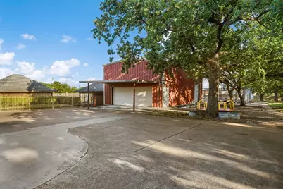 8920 Martin Drive, North Richland Hills, TX 76182 - Photo 33