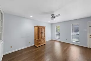 1310 Speight Ave, Waco, TX 76706 - Photo 3