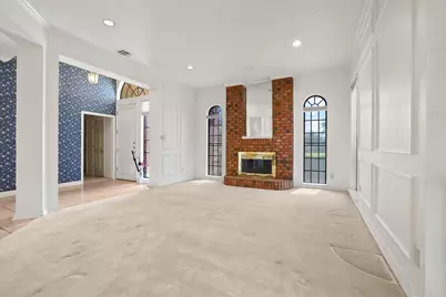 4201 Spurwood Drive, Carrollton, TX 75010 - Photo 19