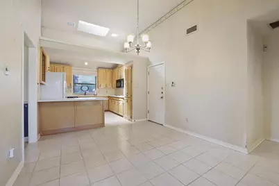 4201 Spurwood Drive, Carrollton, TX 75010 - Photo 11