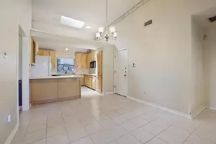 4201 Spurwood Dr, Carrollton, TX 75010 - Photo 11