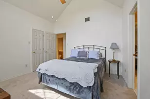 4201 Spurwood Dr, Carrollton, TX 75010 - Photo 15