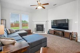 3001 Hidden Valley Dr, Fort Worth, TX 76177 - Photo 13