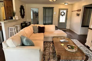 3713 Lake Vista Ct, Granbury, TX 76049 - Photo 3