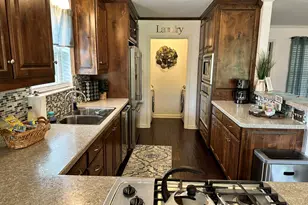 3713 Lake Vista Ct, Granbury, TX 76049 - Photo 9
