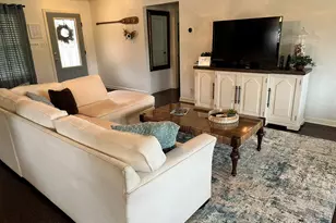 3713 Lake Vista Ct, Granbury, TX 76049 - Photo 5
