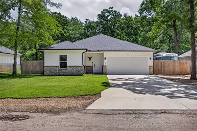 106 Paseo Patricia, Gun Barrel City, TX 75156 - Photo 1