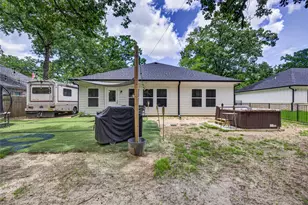 106 Paseo Patricia, Gun Barrel City, TX 75156 - Photo 3