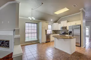 4637 Parkmount Dr, Fort Worth, TX 76137 - Photo 15