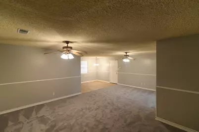614 N Young Boulevard, DeSoto, TX 75115 - Photo 7