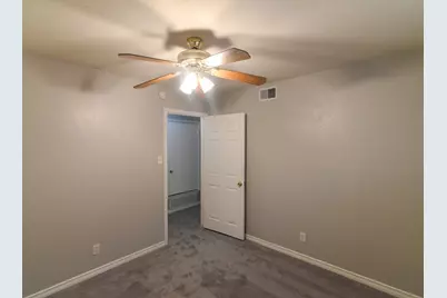 614 N Young Boulevard, DeSoto, TX 75115 - Photo 9