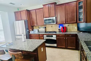 2536 Jacobson Dr, Lewisville, TX 75067 - Photo 5