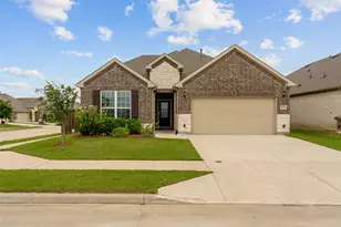 5901 Silverhollow Dr, Fort Worth, TX 76137 - Photo 3