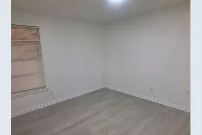 5912 Maceo Lane, Fort Worth, TX 76112 - Photo 13