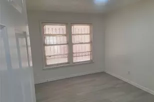 5912 Maceo Ln, Fort Worth, TX 76112 - Photo 9